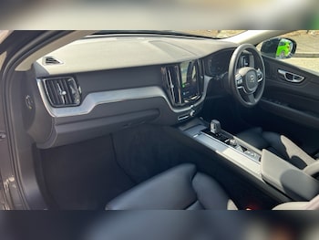 Used Volvo XC60 2024 for sale - 75722151: Photo