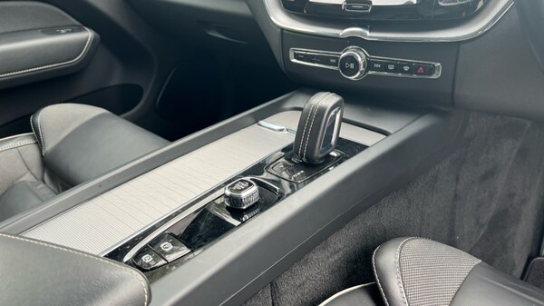 Used Volvo XC60 2021 for sale - 76130433: Photo 14