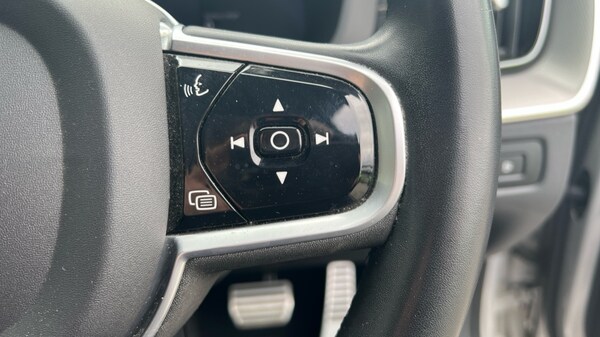 Used Volvo XC60 2021 for sale - 76130433: Photo 19