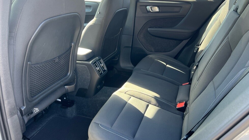Used Volvo XC40 2023 for sale - 76168553: Photo 10
