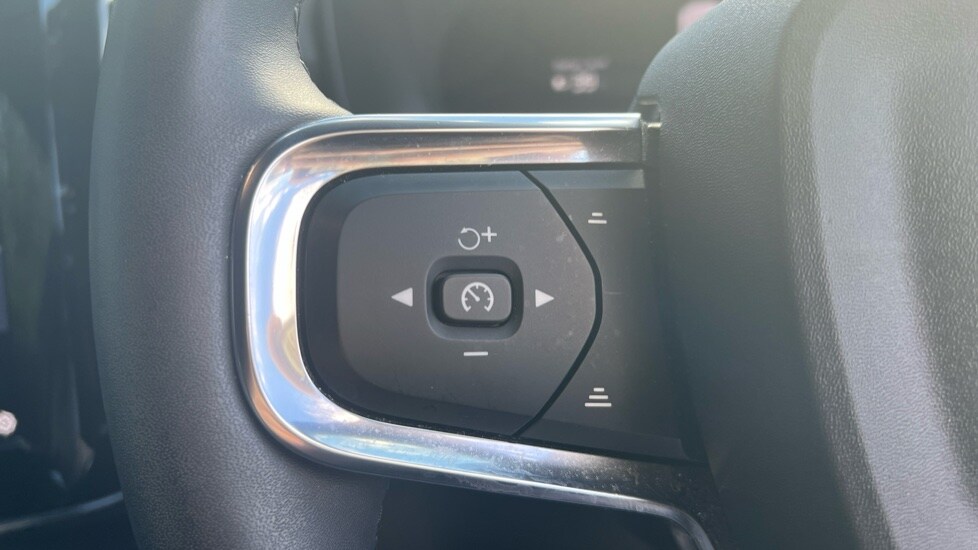 Used Volvo XC40 2023 for sale - 76168553: Photo 18