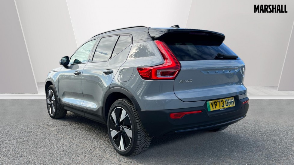 Used Volvo XC40 2023 for sale - 76168553: Photo 2