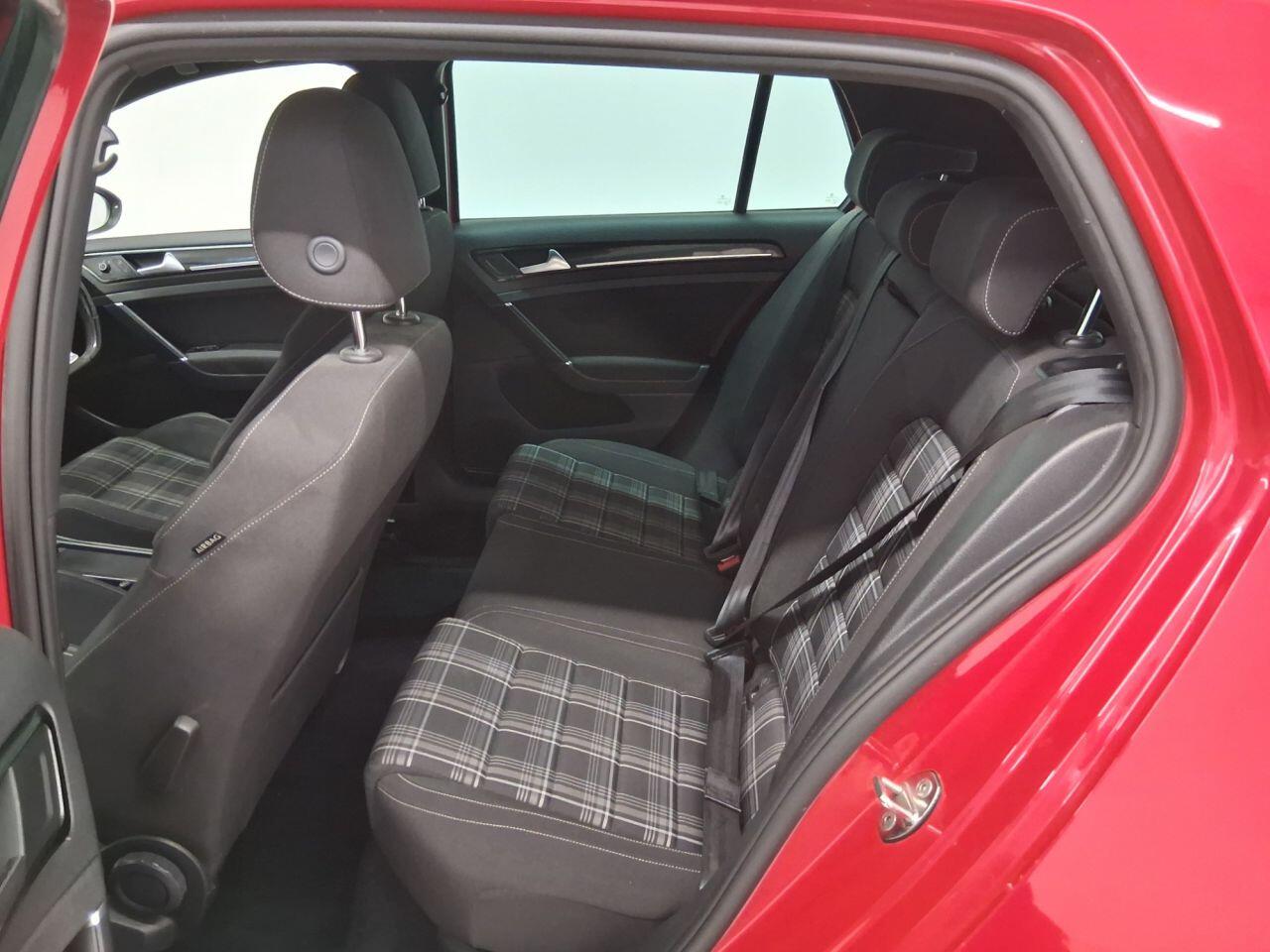 Used Volkswagen Golf 2016 for sale - 76689809: Photo 22