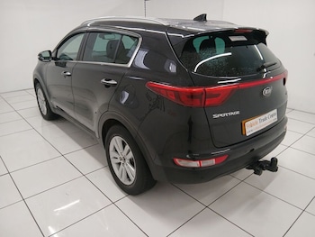 Used Kia Sportage 2016 for sale - 77693619: Photo