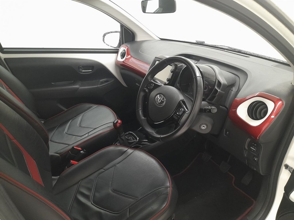 Used Toyota AYGO 2017 for sale - 77655068: Photo 11