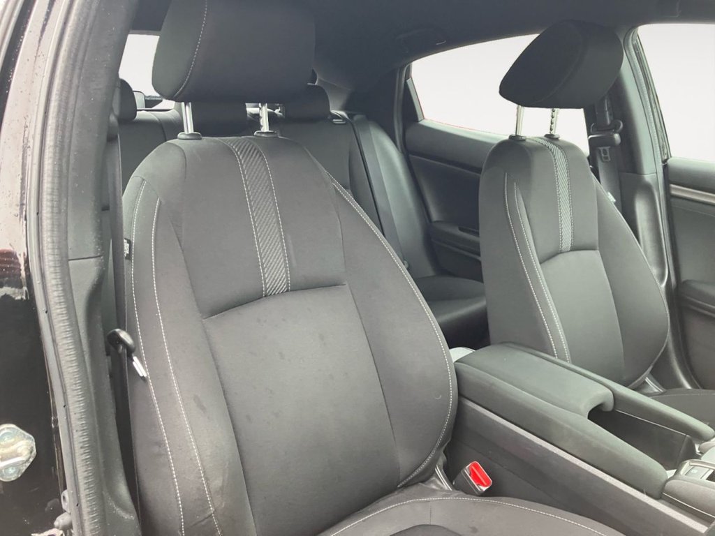 Used Honda Civic 2018 for sale - 78181388: Photo 5
