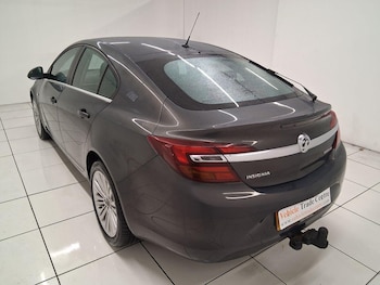 Used Vauxhall Insignia 2015 for sale - 76136739: Photo
