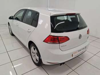 Used Volkswagen Golf 2015 for sale - 75215303: Photo