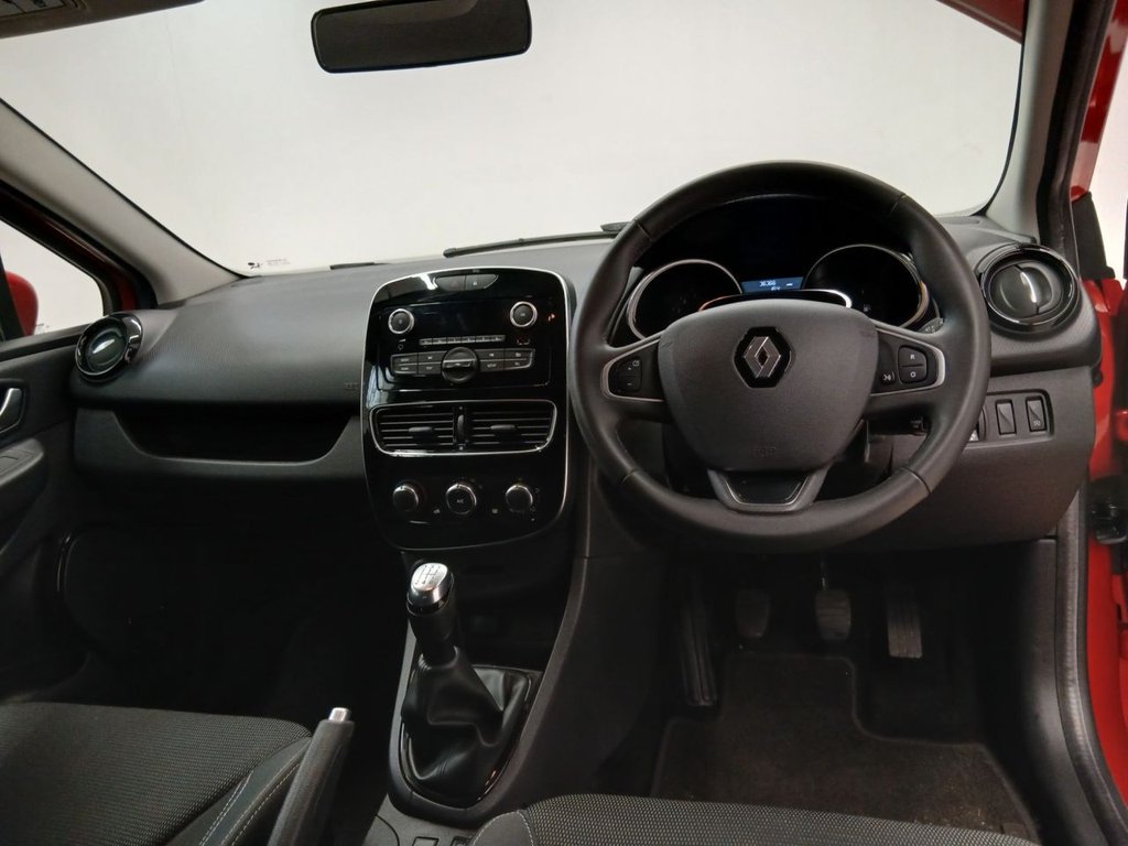 Used Renault Clio 2018 for sale - 77631547: Photo 10