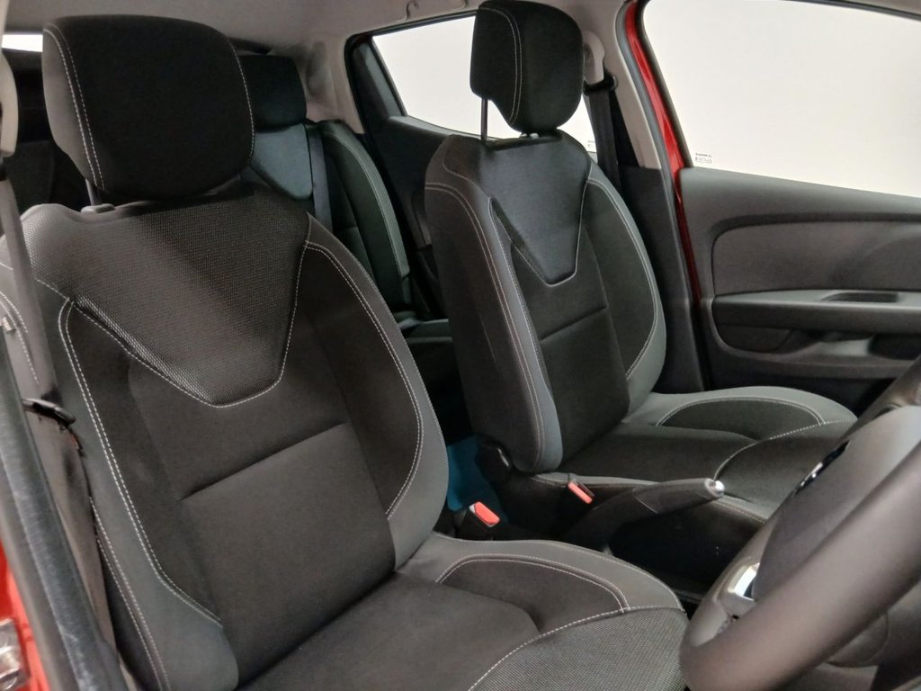 Used Renault Clio 2018 for sale - 77631547: Photo 13