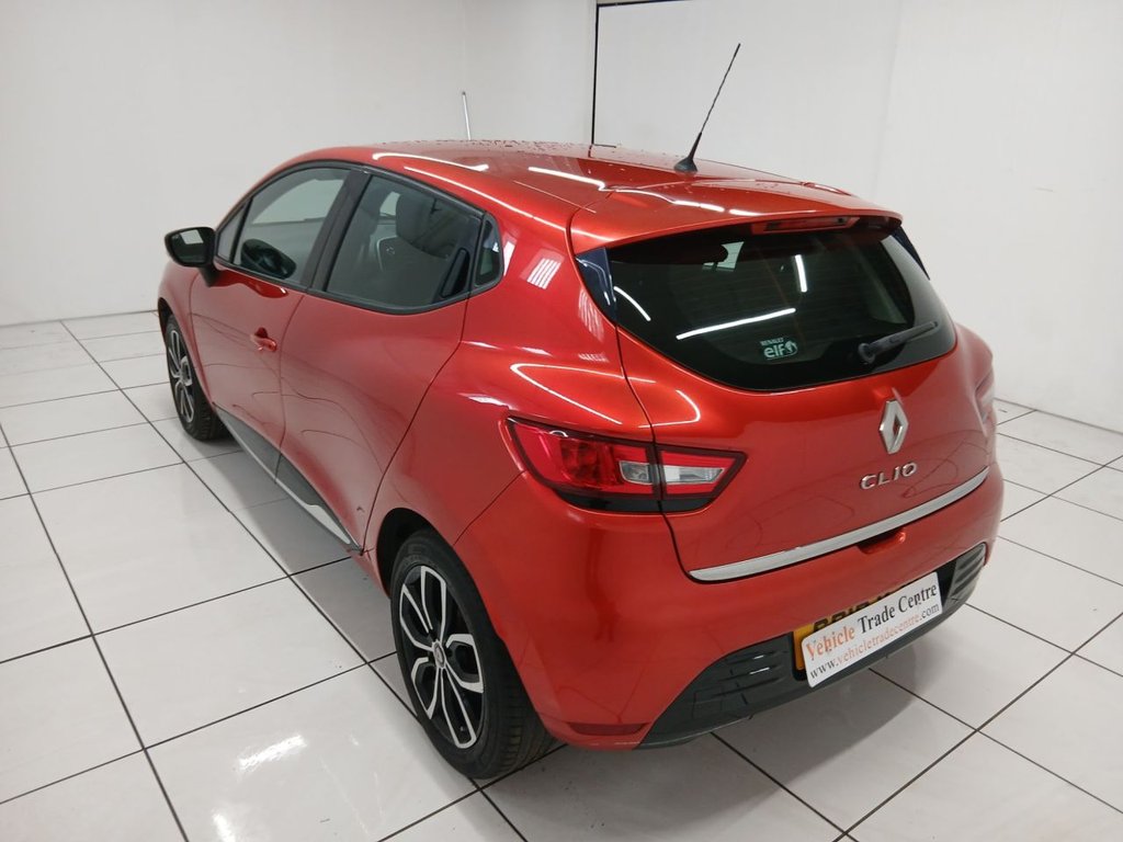 Used Renault Clio 2018 for sale - 77631547: Photo 4