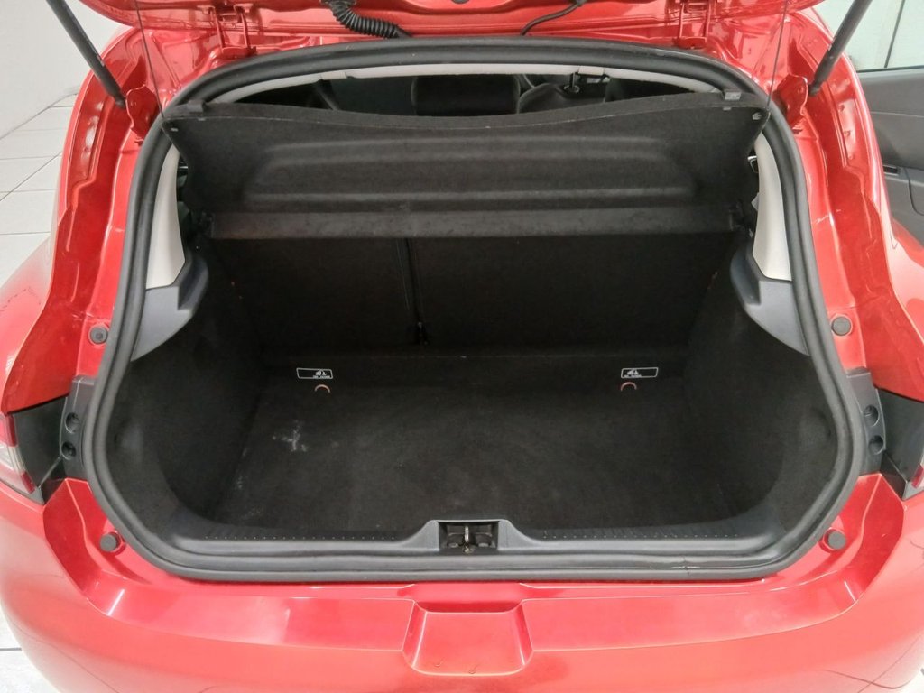 Used Renault Clio 2018 for sale - 77631547: Photo 8