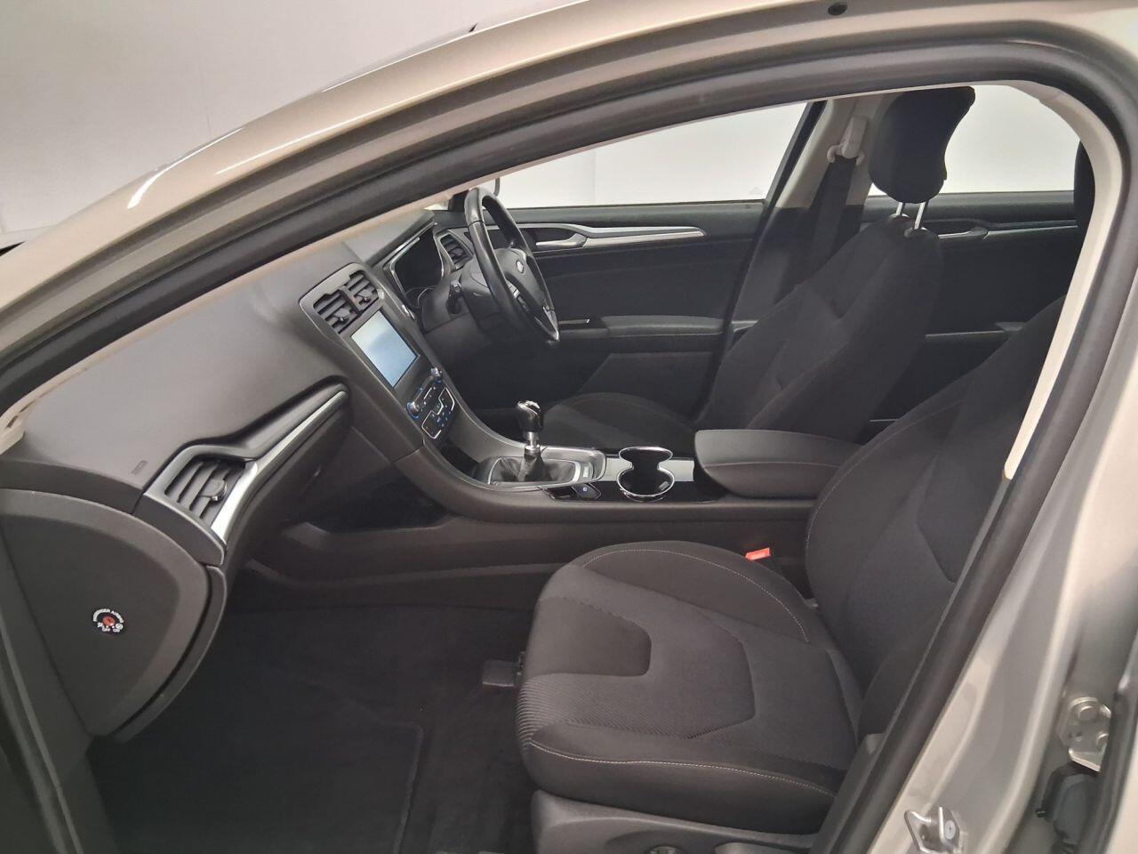 Used Ford Mondeo 2015 for sale - 76136211: Photo 14