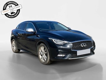 Used Infiniti Q30 2016 for sale - 78426084: Photo