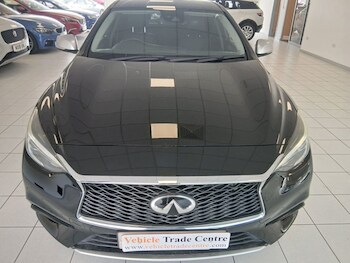 Used Infiniti Q30 2016 for sale - 78426084: Photo