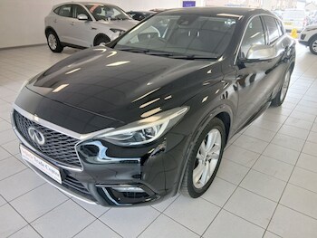 Used Infiniti Q30 2016 for sale - 78426084: Photo