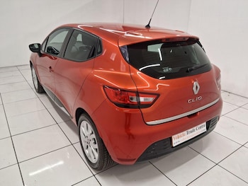 Used Renault Clio 2017 for sale - 76138067: Photo