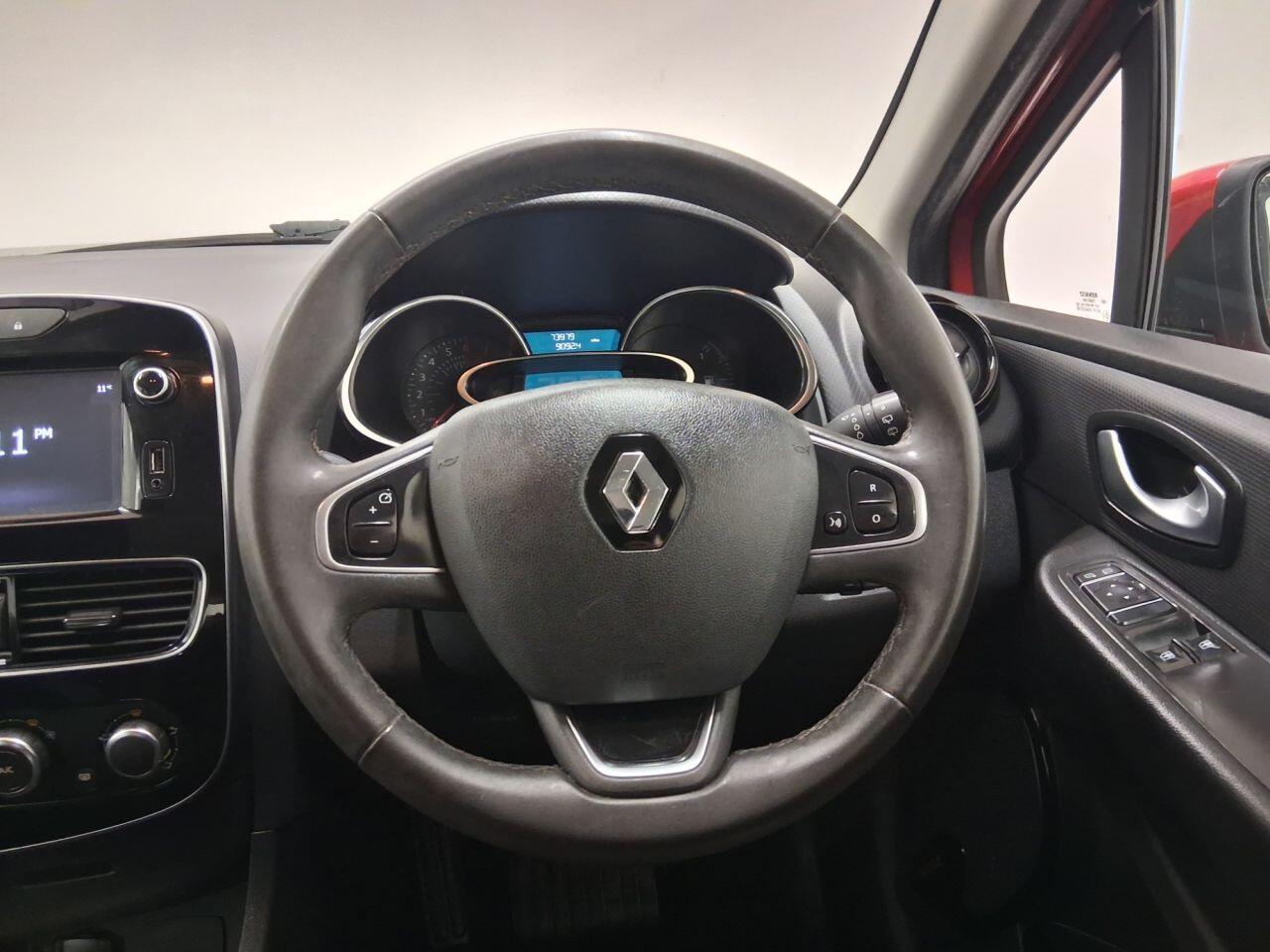 Used Renault Clio 2017 for sale - 76138067: Photo 9