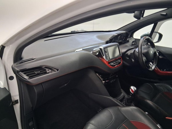 Used Peugeot 208 2015 for sale - 76260569: Photo 13