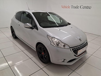 Peugeot - 208