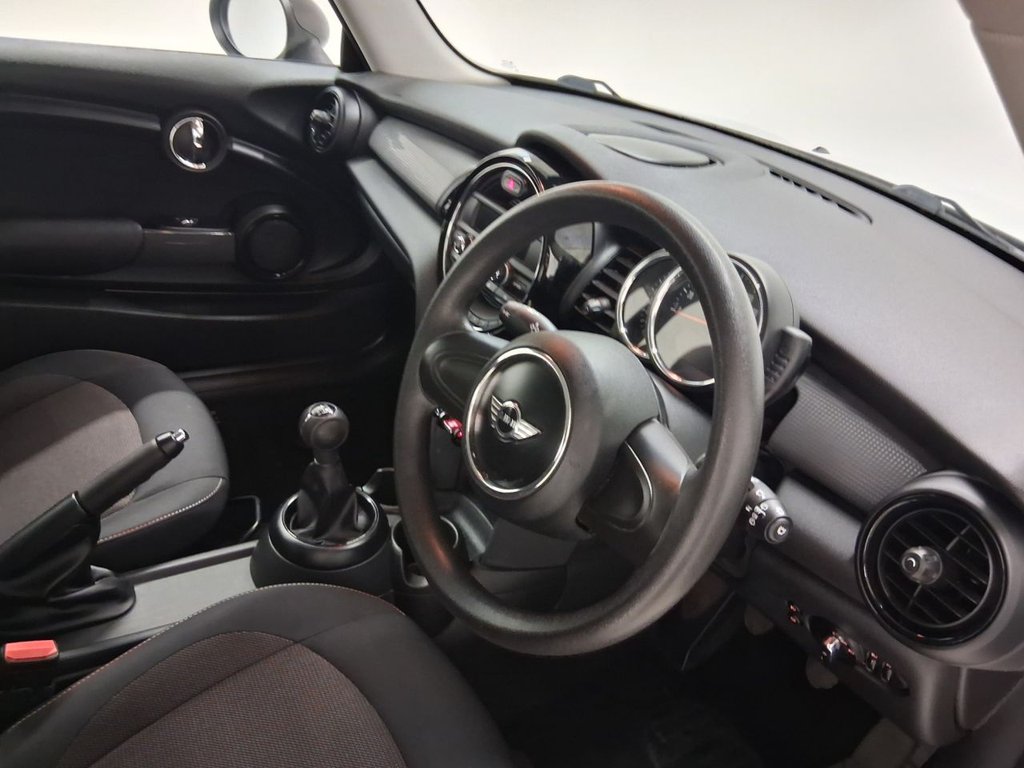 Used MINI Hatch 2015 for sale - 77110536: Photo 10