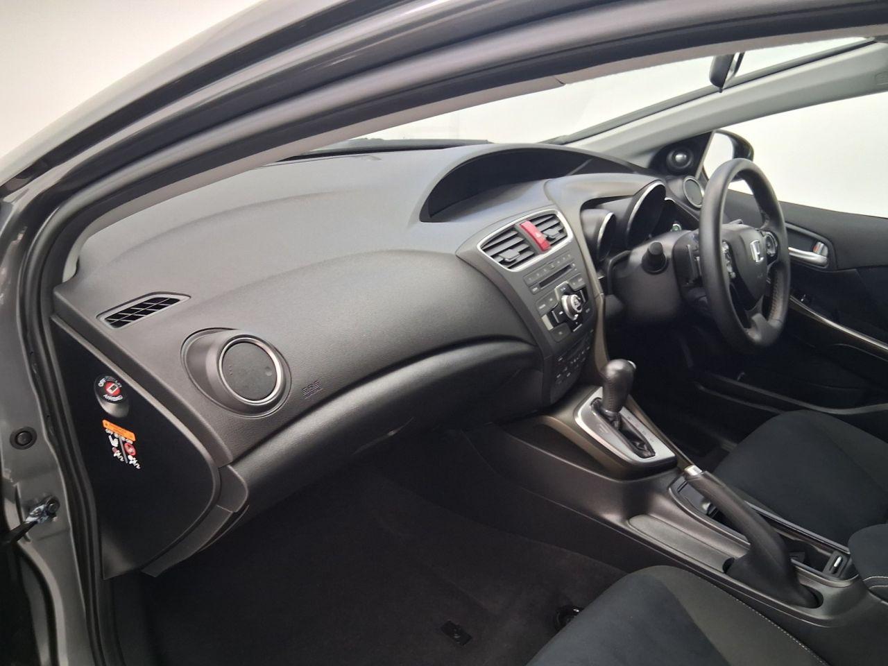 Used Honda Civic 2014 for sale - 76137478: Photo 13