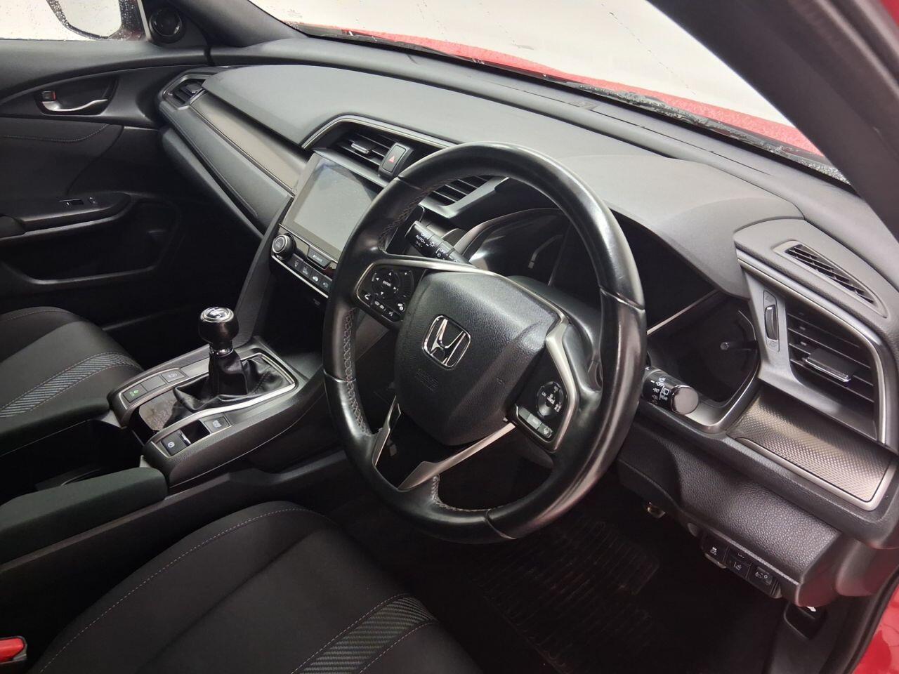 Used Honda Civic 2017 for sale - 76457322: Photo 10
