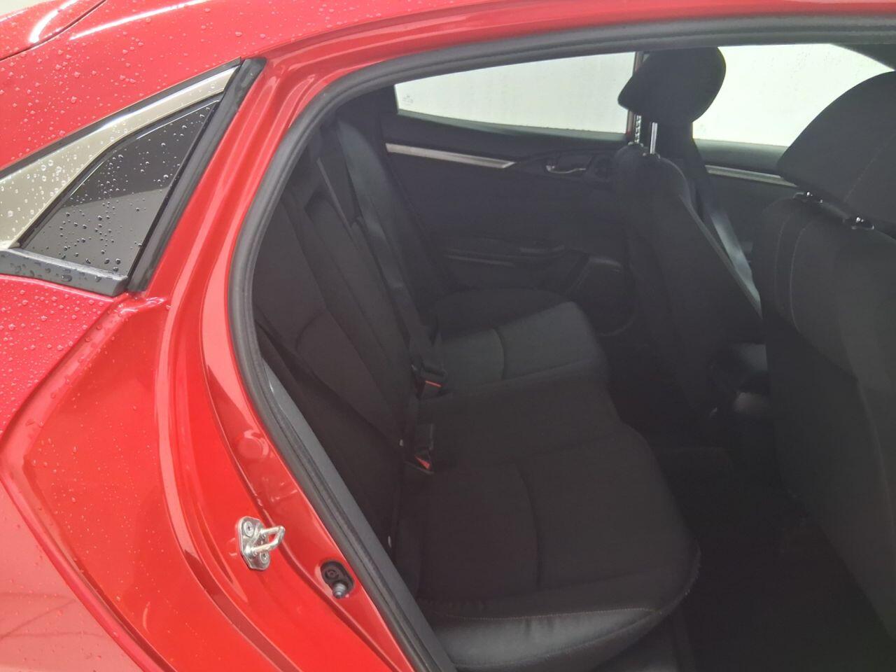 Used Honda Civic 2017 for sale - 76457322: Photo 12