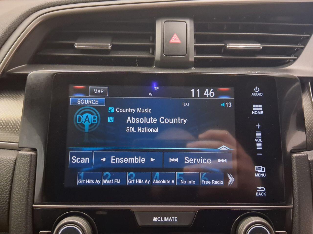 Used Honda Civic 2017 for sale - 76457322: Photo 17