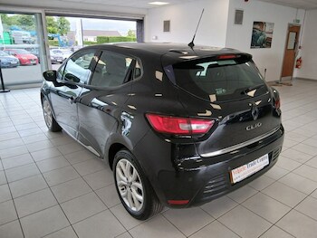 Used Renault Clio 2018 for sale - 78083262: Photo