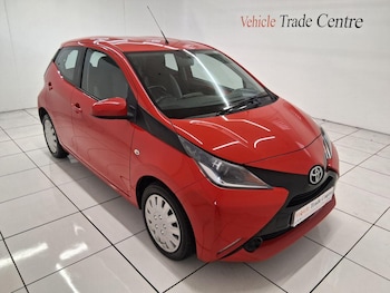 Used Toyota AYGO 2017 for sale - 76138736: Photo