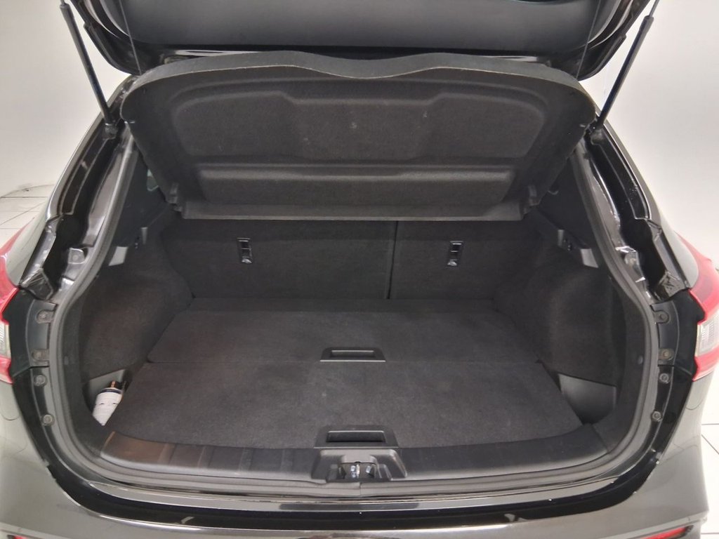 Used Nissan Qashqai 2018 for sale - 77005383: Photo 8