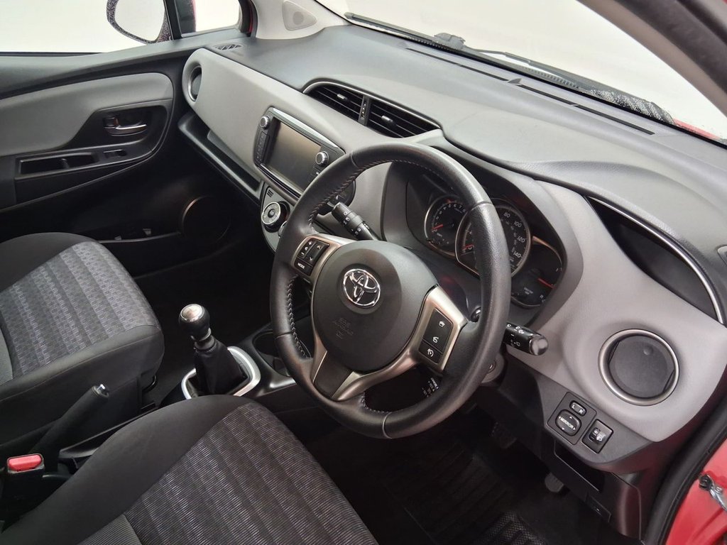 Used Toyota Yaris 2016 for sale - 77005345: Photo 10