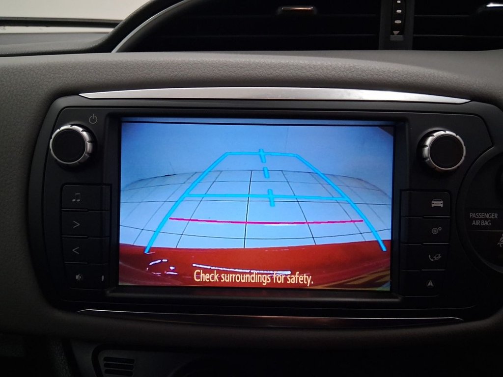 Used Toyota Yaris 2016 for sale - 77005345: Photo 7