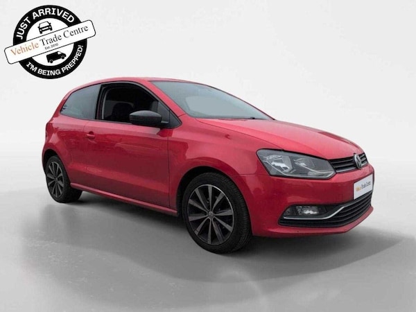Used Volkswagen Polo 2015 for sale - 76337096: Photo 1