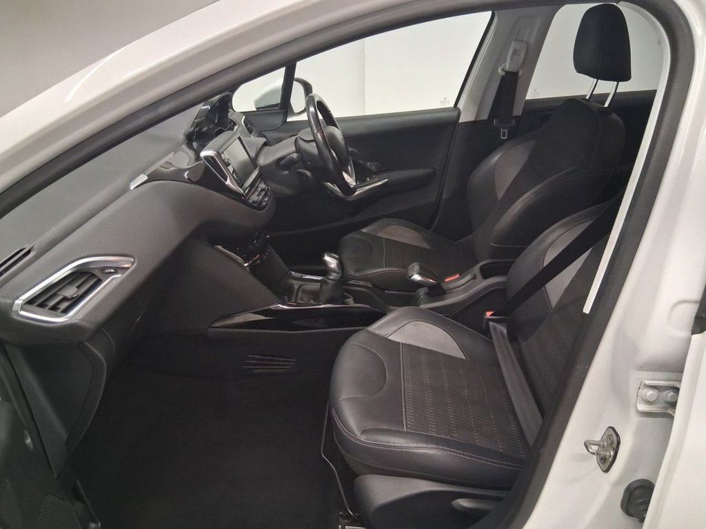 Used Peugeot 2008 2017 for sale - 77005335: Photo 14