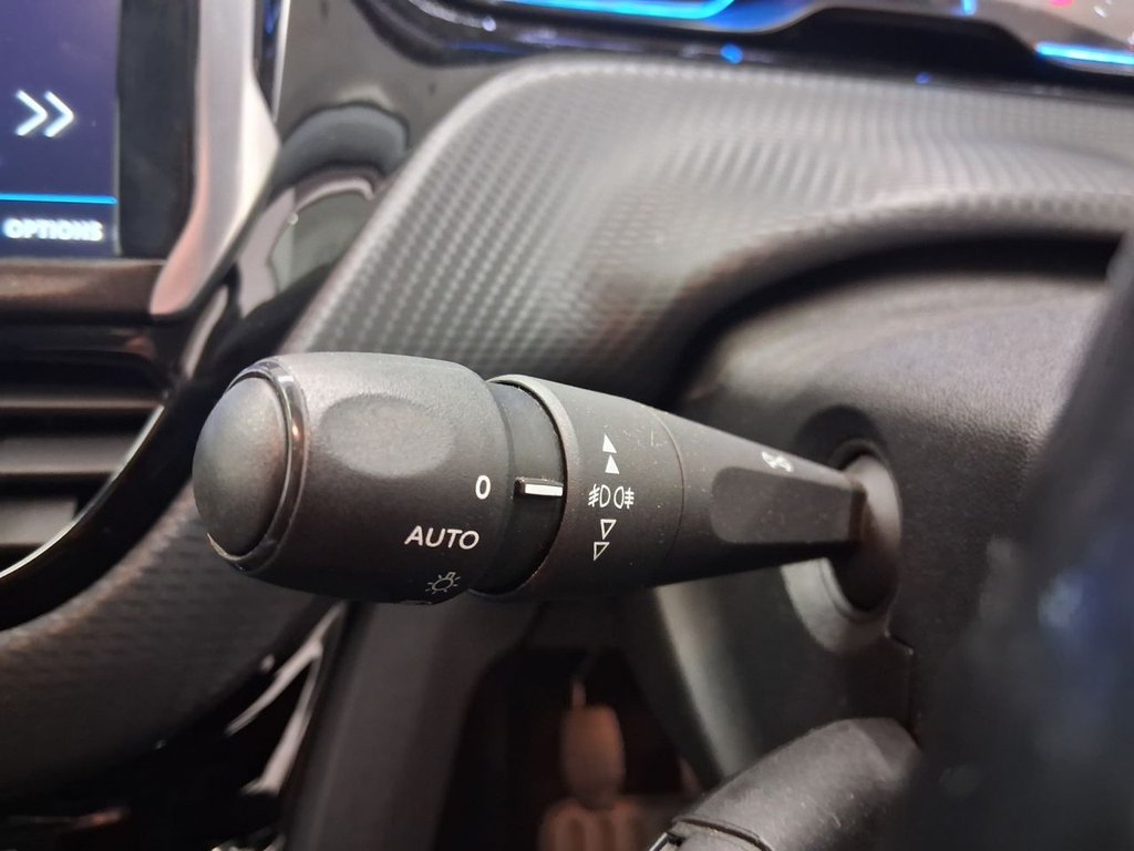 Used Peugeot 2008 2017 for sale - 77005335: Photo 21