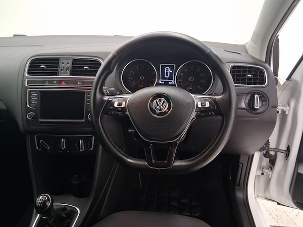 Used Volkswagen Polo 2017 for sale - 76137226: Photo 9
