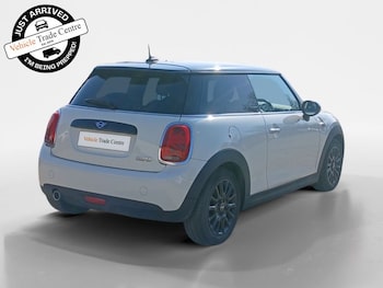 Used MINI Hatch 2018 for sale - 78017541: Photo