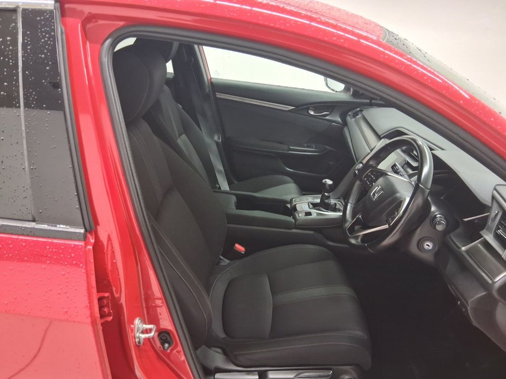 Used Honda Civic 2017 for sale - 77005369: Photo 11