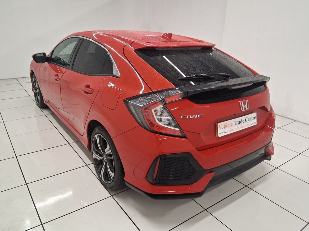 Used Honda Civic 2017 for sale - 77005369: Photo 4