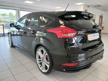 Used Ford Focus 2017 for sale - 78693941: Photo