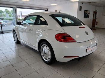 Used Volkswagen Beetle 2014 for sale - 78597636: Photo