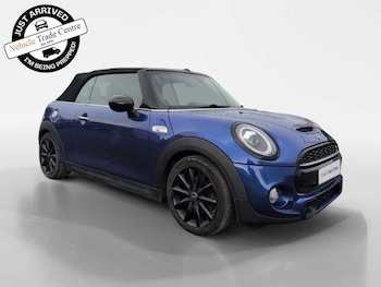 Used MINI Convertible 2018 for sale - 78068300: Photo