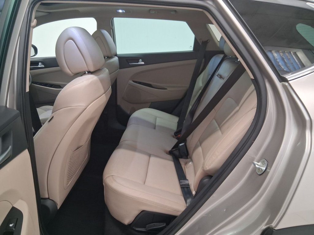 Used Hyundai TUCSON 2017 for sale - 77005373: Photo 16