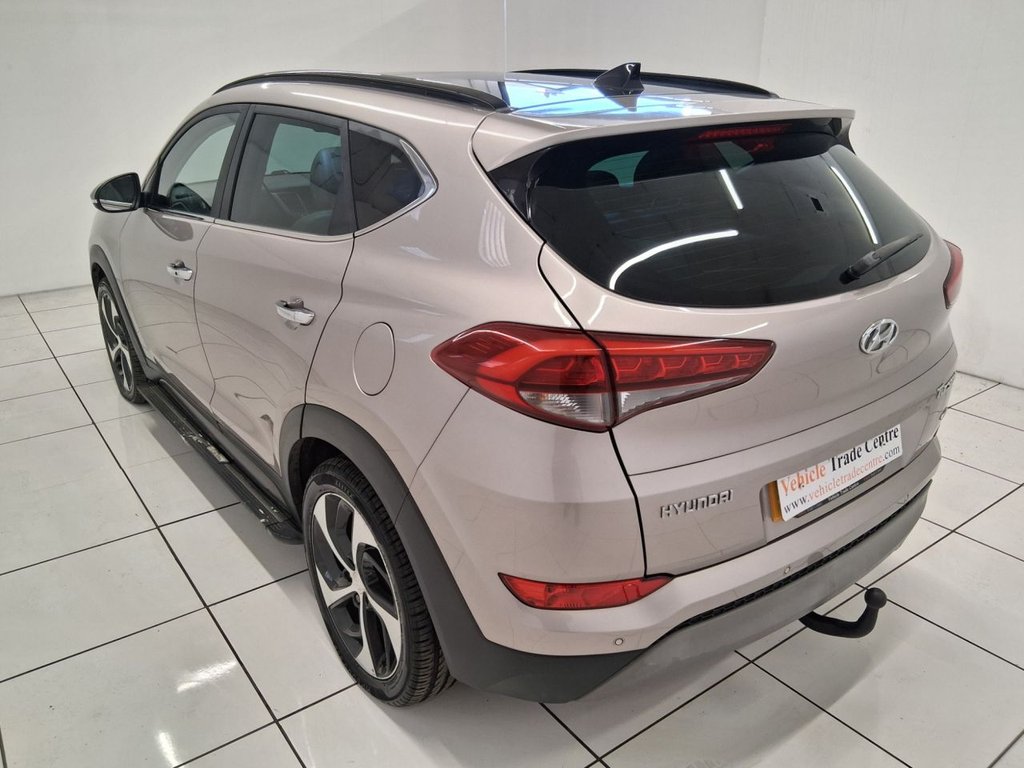Used Hyundai TUCSON 2017 for sale - 77005373: Photo 4