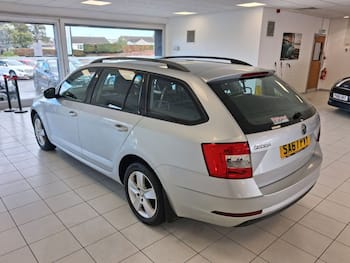 Used Skoda Octavia 2017 for sale - 79764348: Photo