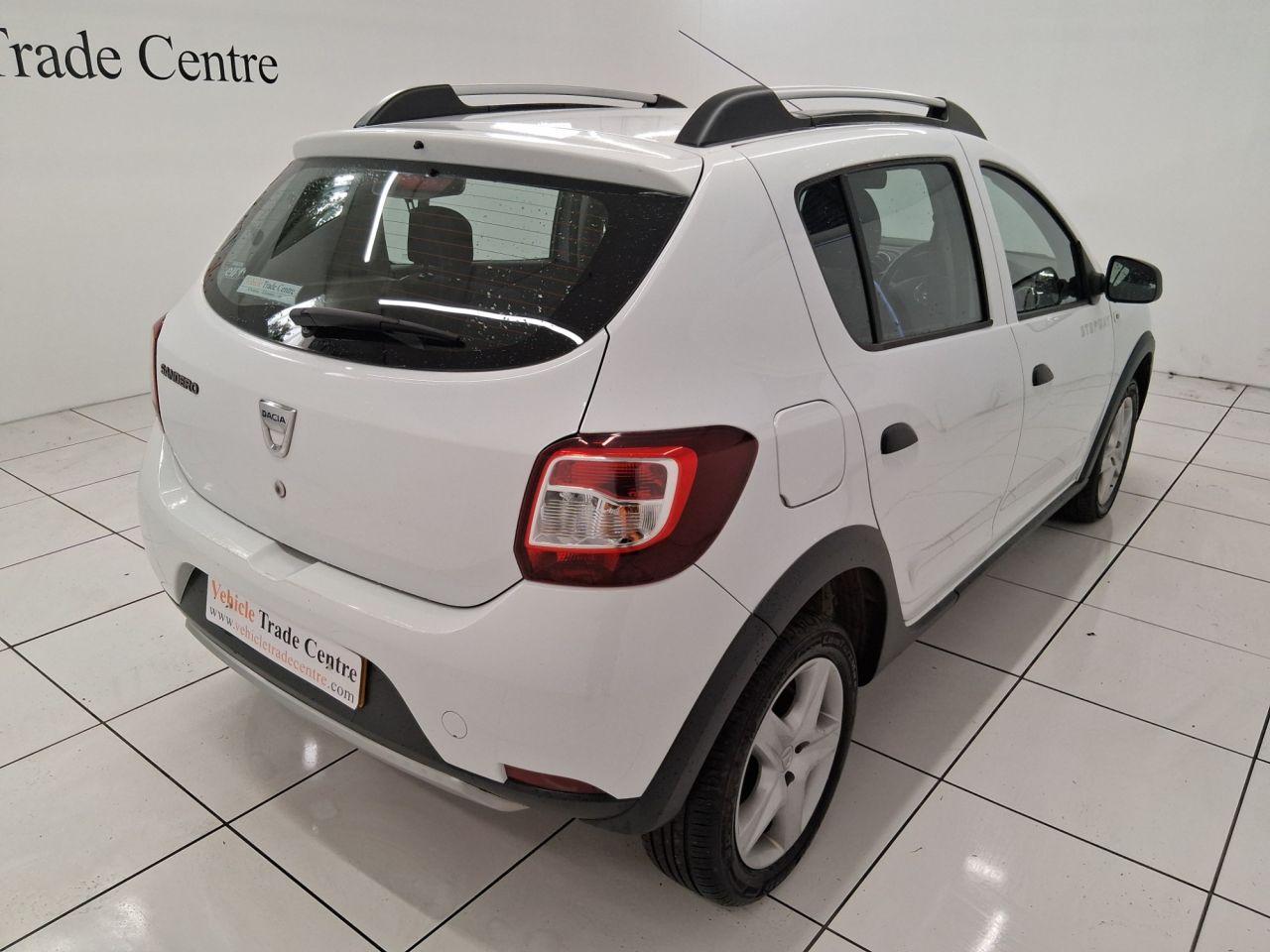 Used Dacia Sandero Stepway 2016 for sale - 76138724: Photo 6