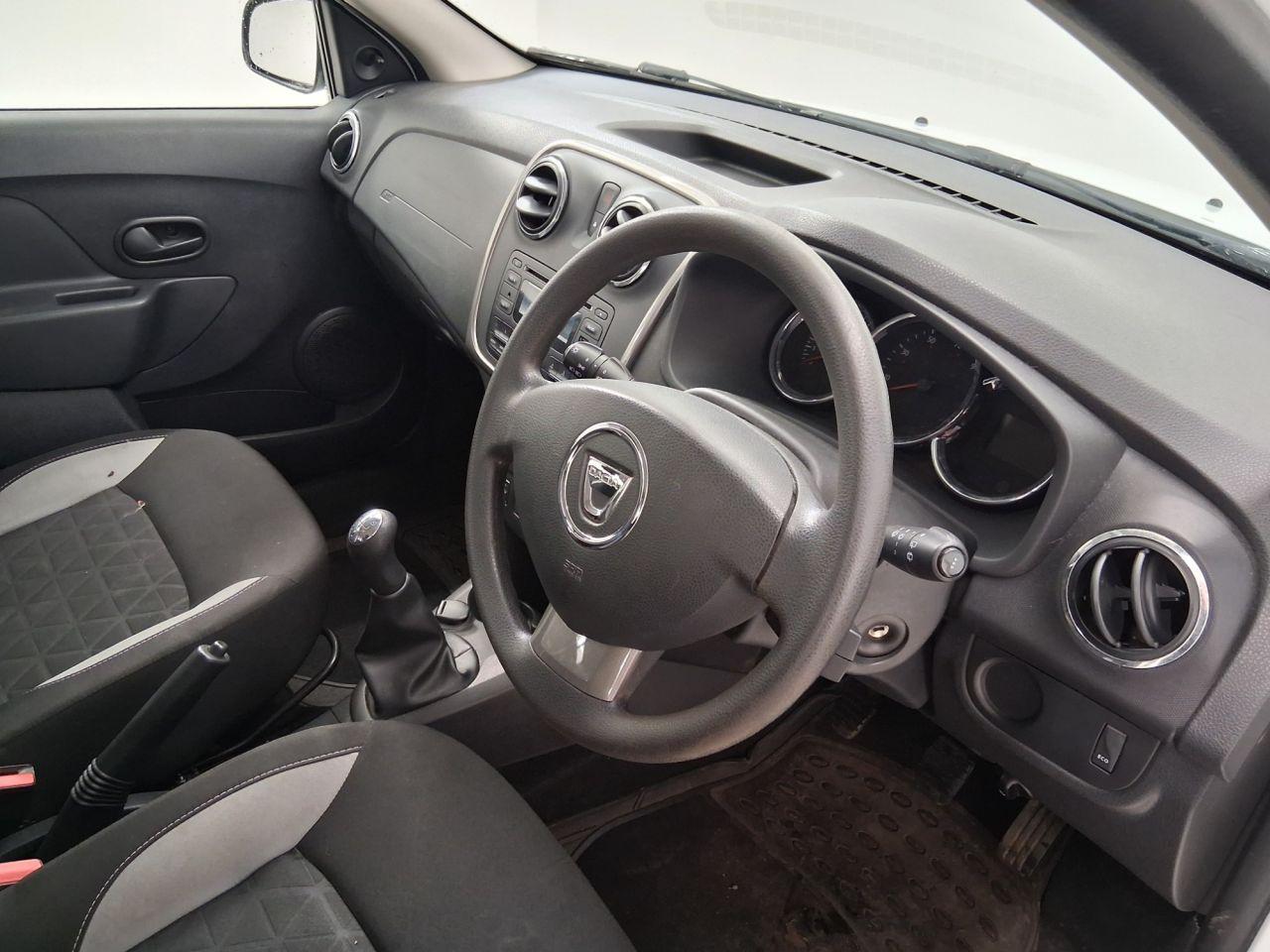 Used Dacia Sandero Stepway 2016 for sale - 76138724: Photo 9