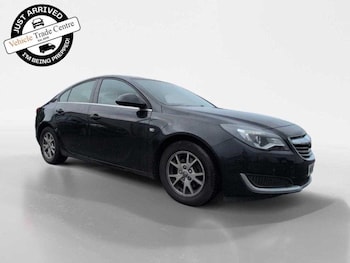 Vauxhall - Insignia
